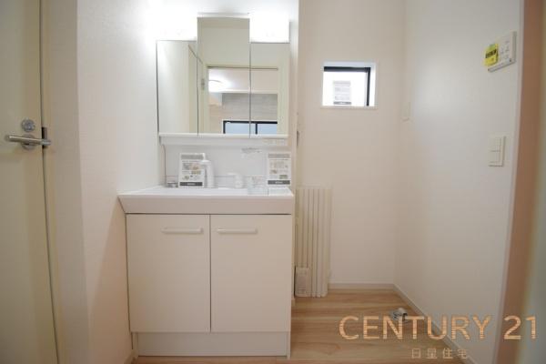 中川区中須町の新築戸建て