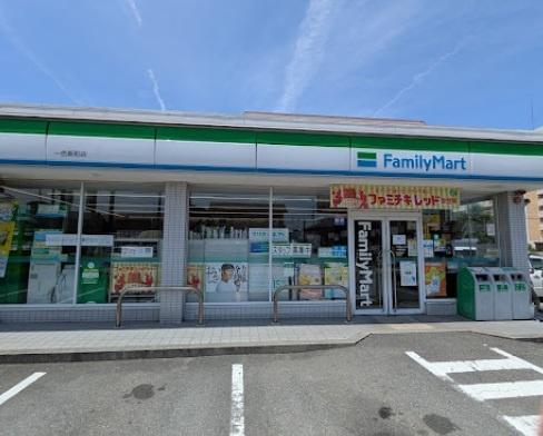 リーブルファイン江松(ファミリーマート一色新町店)