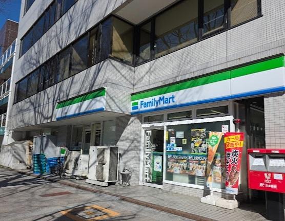 日商岩井丸の内ハイツ(ファミリーマート久屋通店)