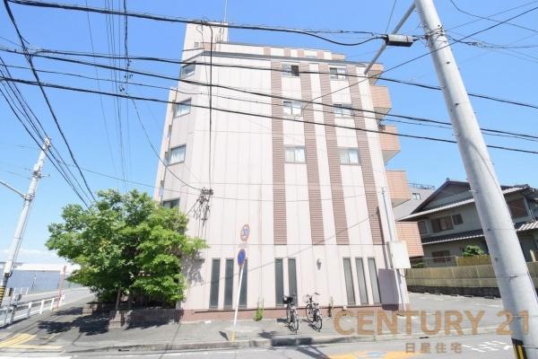 グランドヒルズ西川