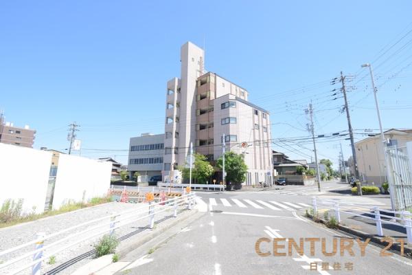 グランドヒルズ西川