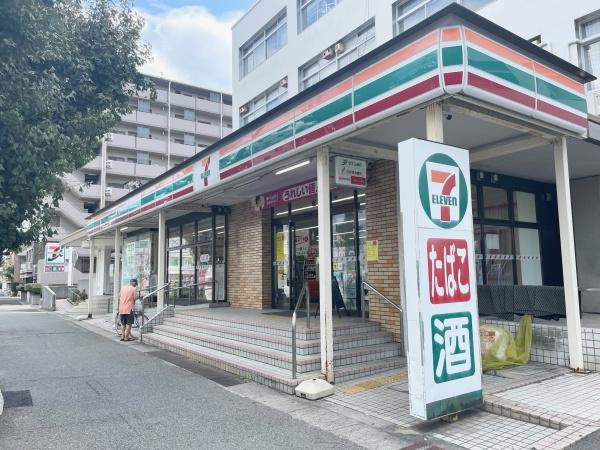 ワコーレステラ魚崎北町(セブンイレブン神戸魚崎北町5丁目店)