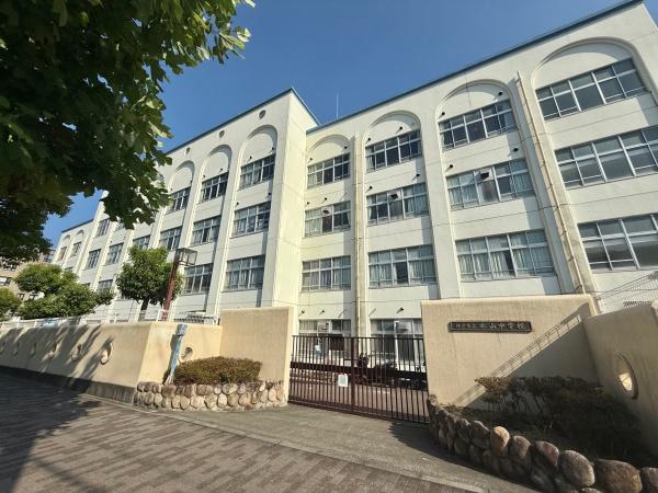 神戸市東灘区西岡本1丁目の新築一戸建(神戸市立本山中学校)