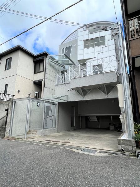 神戸市東灘区魚崎中町１丁目の中古一戸建