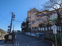 ライオンズマンション雲雀丘花屋敷(宝塚市立長尾台小学校)