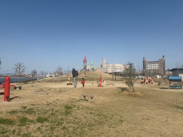 西宮マリナパークシティ海のまち４番館(西宮浜総合公園)