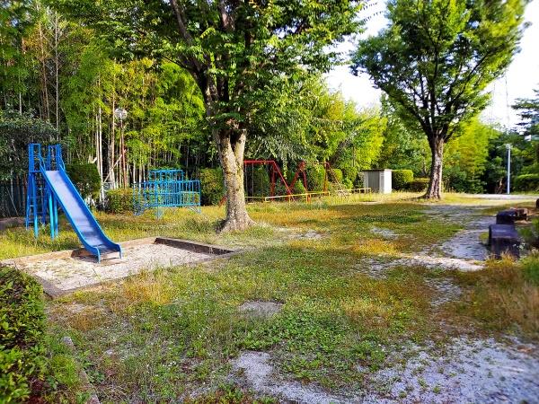 ローズヴィレッジくずはⅢ　６号地(うしろ谷公園)
