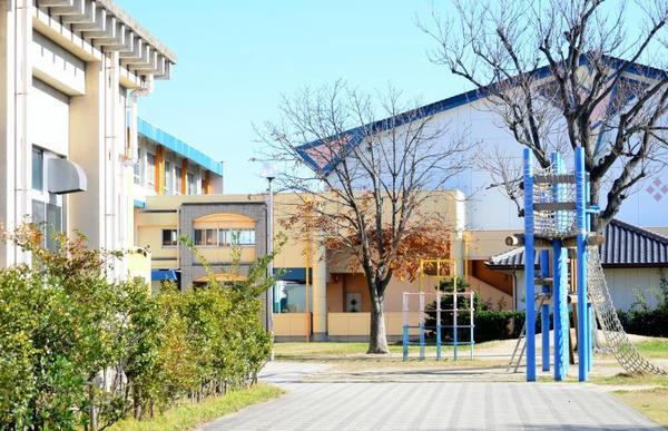 西尾市平坂吉山第11号棟(西尾市立平坂小学校)