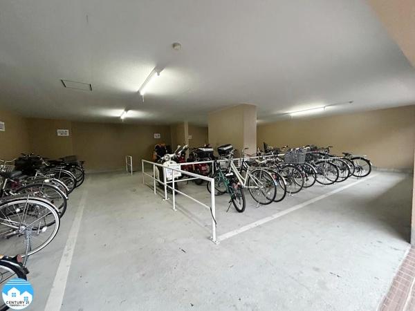 キングスコート東岡崎