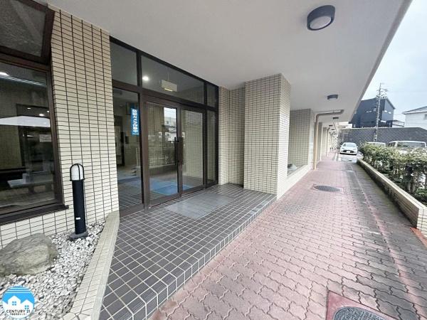 キングスコート東岡崎