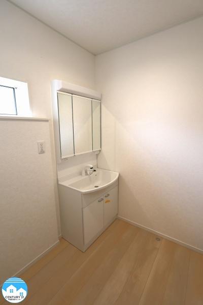 西尾市一色町一色第25　2号棟