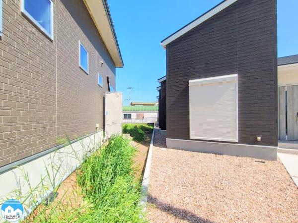 西尾市一色町亥新田第3　1号棟