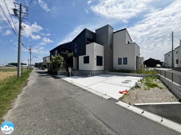 安城市小川町福地の中古一戸建て