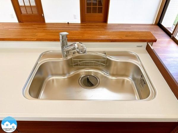 西尾市鵜ケ池町中屋敷の中古一戸建て