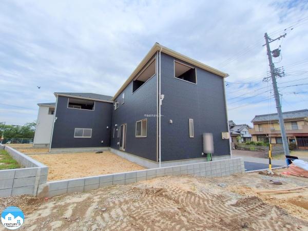 西尾市一色町味浜第1010号棟