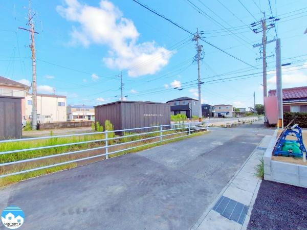 西尾市一色町松木島第6　1号棟
