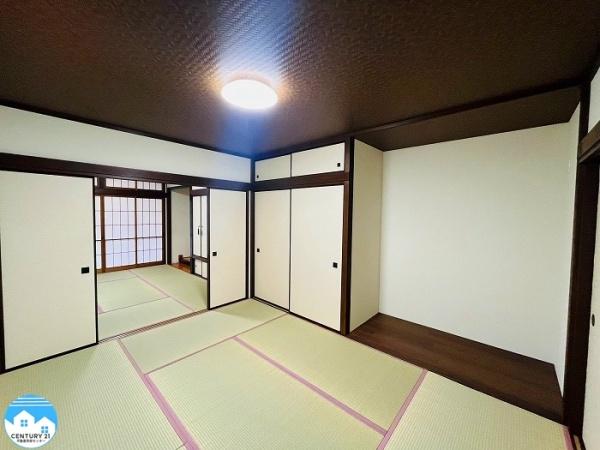 西尾市新渡場町中切の中古一戸建て