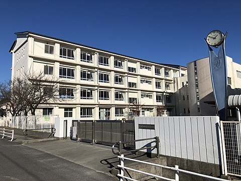 西尾市錦城町3号棟(西尾市立西尾中学校)