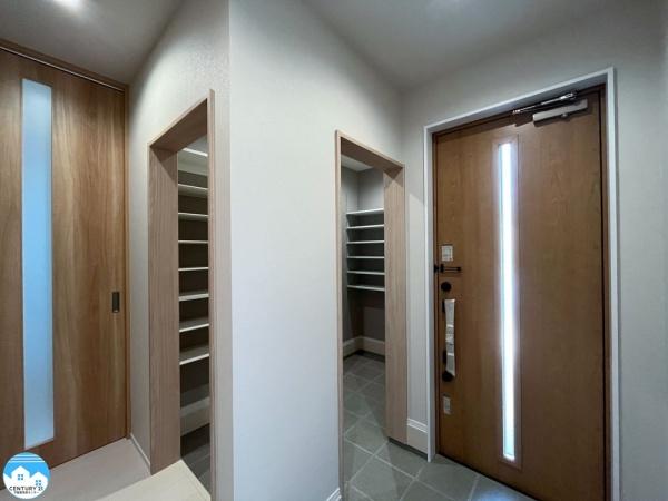 安城市古井町2No.2棟(玄関)