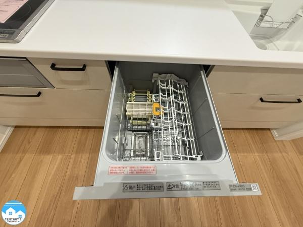 岡崎市若松町第四1号棟