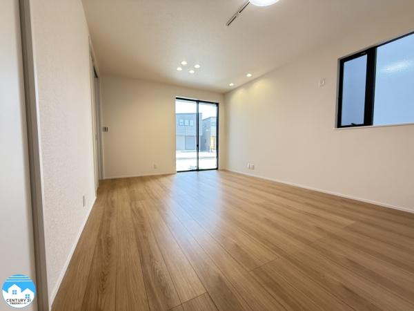 岡崎市若松町第四1号棟