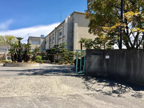 シャンボール康生(岡崎市立連尺小学校)