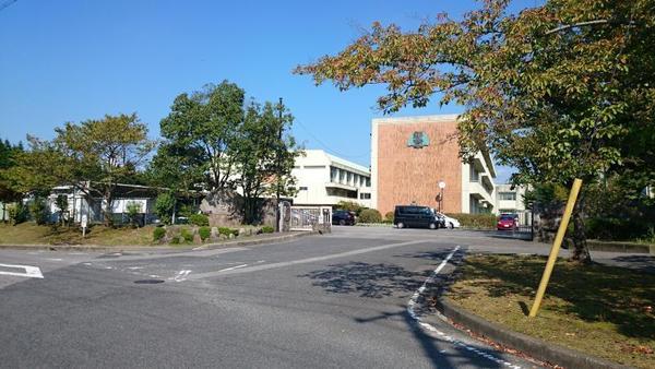 岡崎市細川町2期2棟2号棟(岡崎市立新香山中学校)