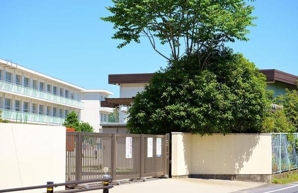 豊田市畝部東町2期A号棟(豊田市立畝部小学校)