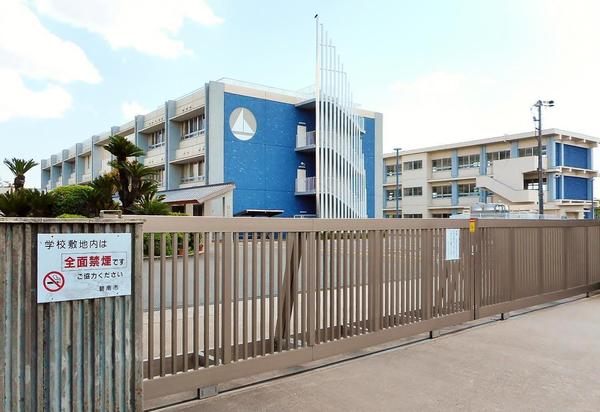 碧南市権現町第３(碧南市立大浜小学校)