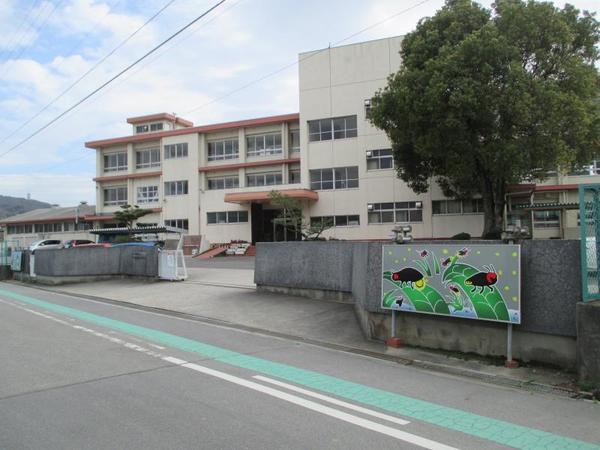 西尾第83家武町2号棟(西尾市立室場小学校)
