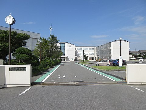 西尾市南中根町第２2号棟(西尾市立鶴城中学校)