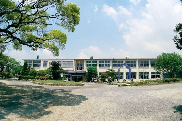 安城市東端町第３２号棟(安城市立明和小学校)