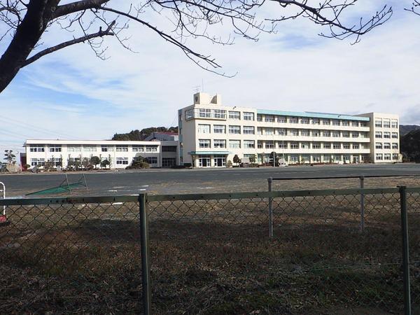 リーブルガーデン幸田町深溝２号棟(幸田町立南部中学校)