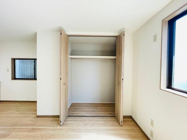 守口市八雲西町４丁目の中古一戸建て