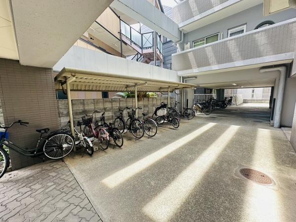 シーズ塚本東