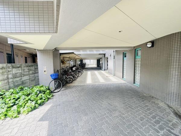 シーズ塚本東