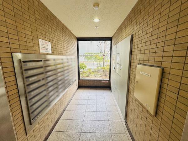 ユニライフ上新庄