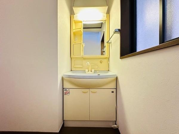 守口市藤田町6丁目の中古一戸建て(洗面台・洗面所)