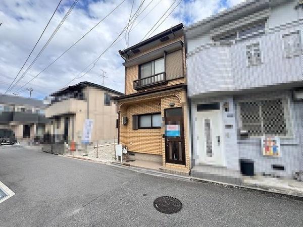 大阪市旭区森小路2丁目の中古一戸建て(前面道路含む現地写真)