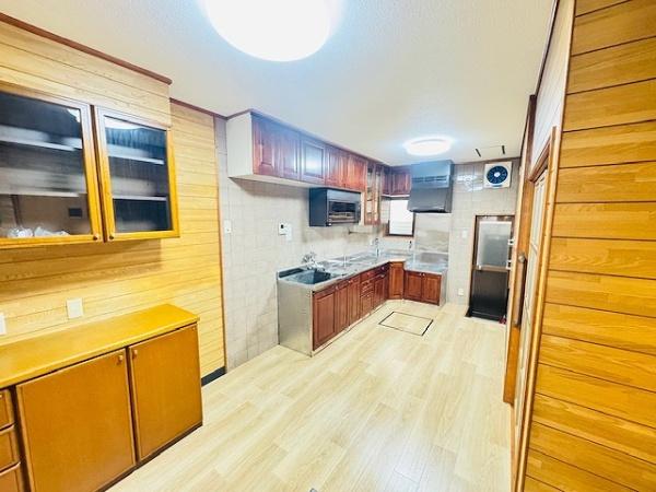大阪市旭区森小路2丁目の中古一戸建て(リビング)
