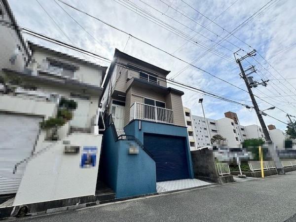 大阪市東淀川区豊里4丁目の中古一戸建て(駐車場)
