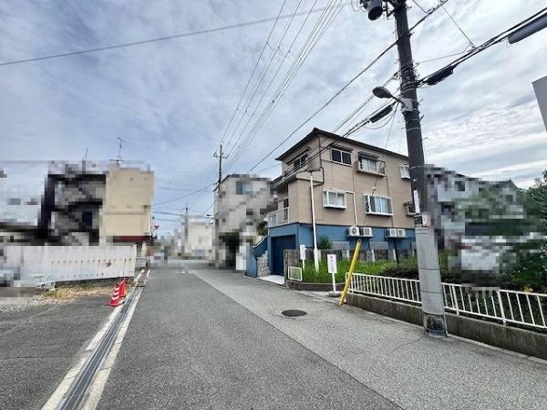 大阪市東淀川区豊里4丁目の中古一戸建て(前面道路含む現地写真)
