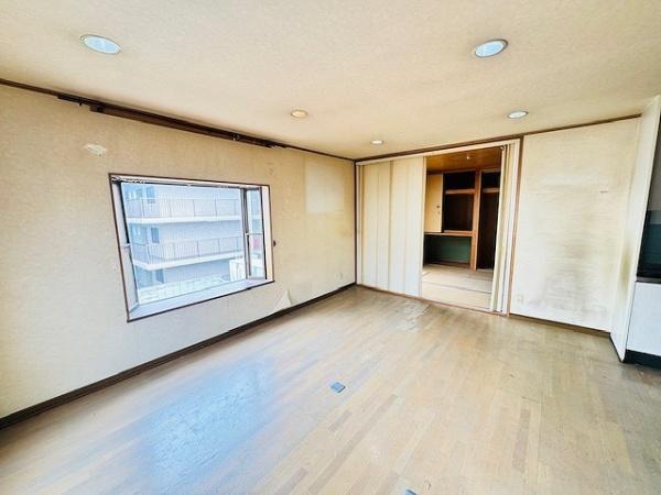 大阪市東淀川区上新庄2丁目の中古一戸建て(リビング)