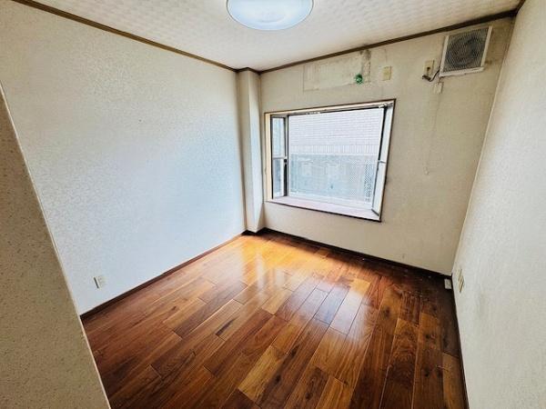 大阪市東淀川区上新庄2丁目の中古一戸建て(洋室)