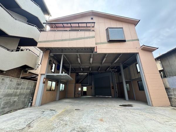 大阪市東淀川区上新庄2丁目の中古一戸建て(駐車場)