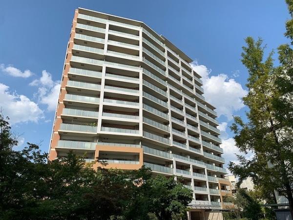 タイムズ・ピース・スクエア　スイートガーデンシティ