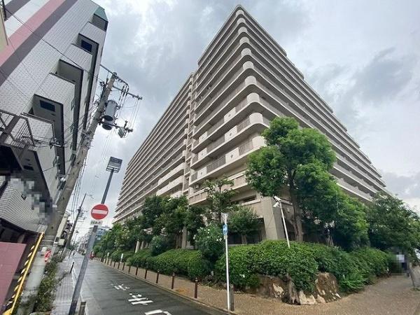 リバーガーデン森の城