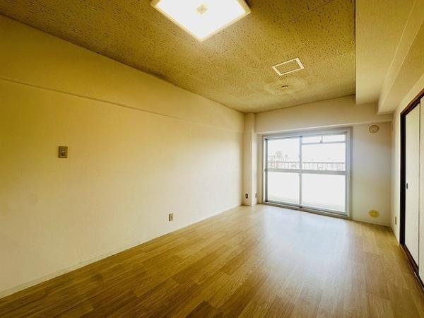 日商岩井相川松山公園マンション1号棟