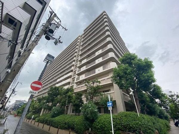 リバーガーデン森の城
