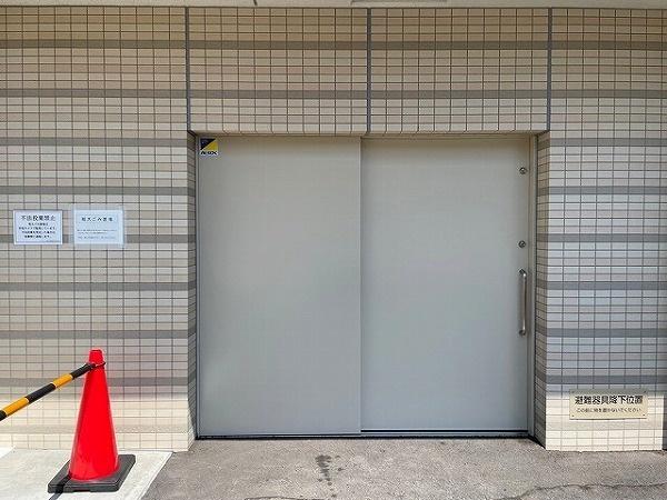プレミスト関目高殿駅前